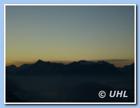 Abendrot ueber den Alpen - Sicht von Moesern